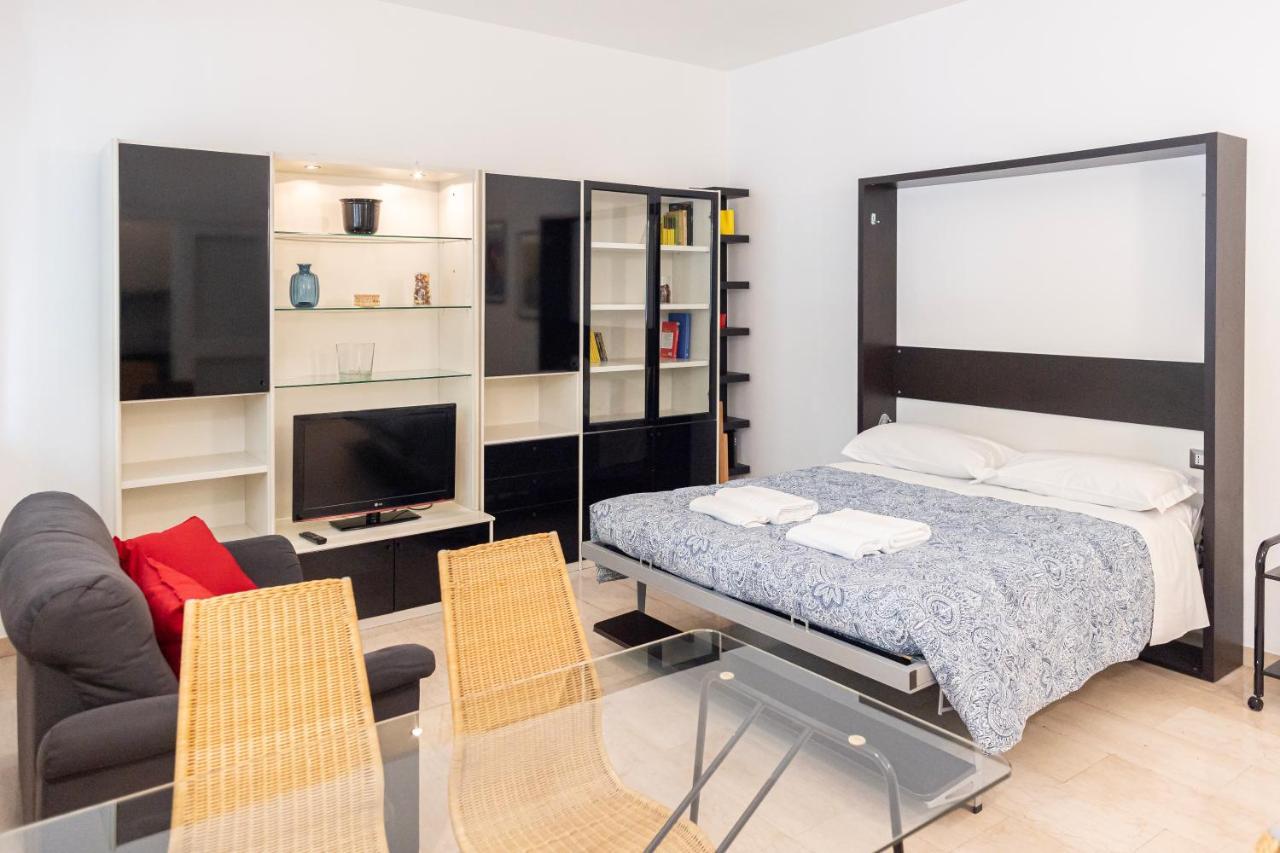 Accogliente Loft In Zona Monumentale/Cenisio Apartment มิลาน ภายนอก รูปภาพ