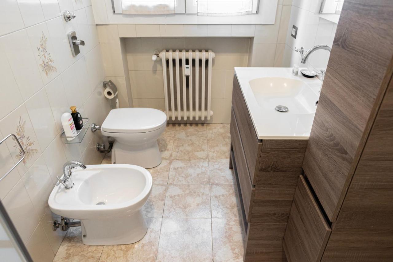 Accogliente Loft In Zona Monumentale/Cenisio Apartment มิลาน ภายนอก รูปภาพ